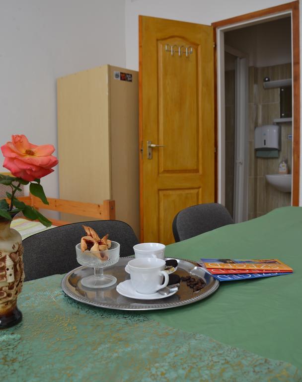 Hostel Romzsa Todor Kollegium Segedín Exteriér fotografie
